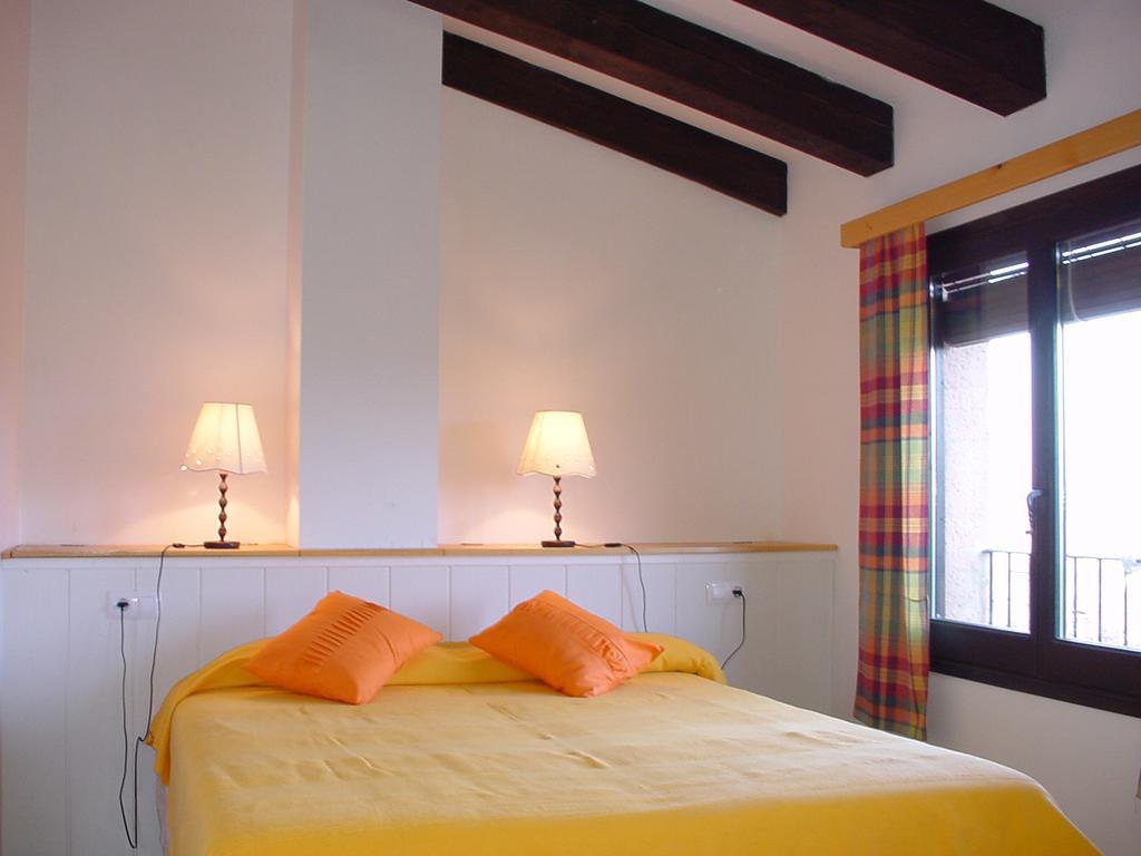 Habitaciones Con Encanto - Cal Alejandro Montsonis 外观 照片